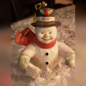 LENOX ANNUAL SNOWMAN 2010